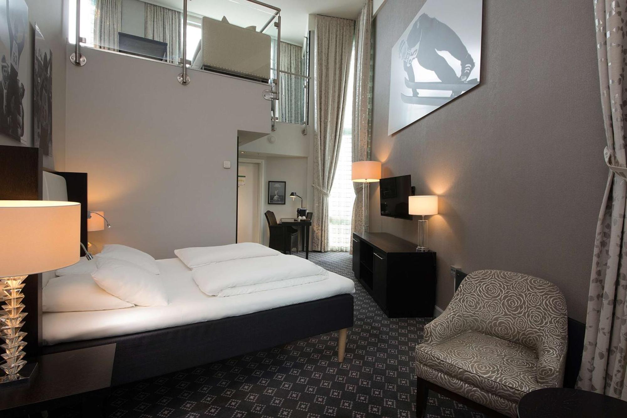 สแกนดิก โฮลเมนคอลเลน พาร์ค Hotel ออสโล ภายนอก รูปภาพ
